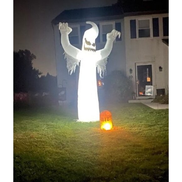 12 Ft Tall Halloween Inflatable Scary Spooky Ghost Inflatable Yard Decor